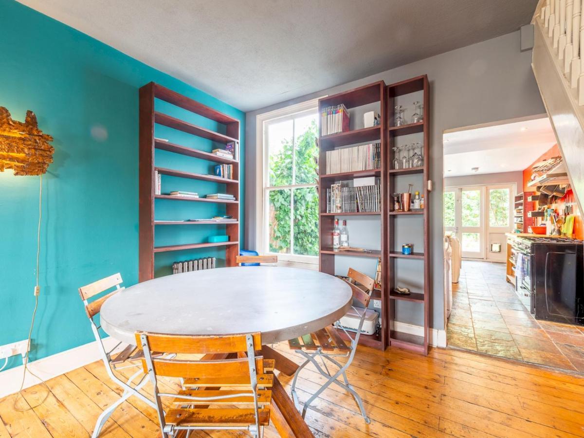 Ferienhaus Pass The Keys Trendy Hackney House